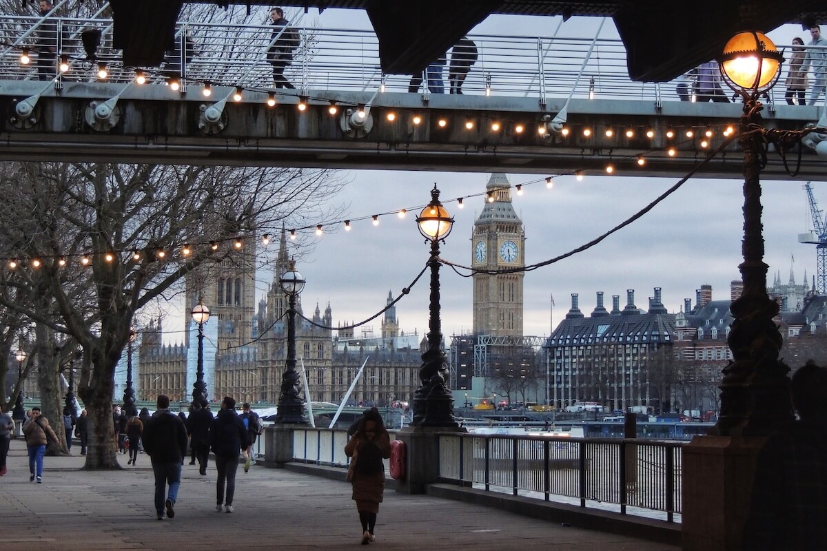 Big Ben, Golden Eye at night. London 