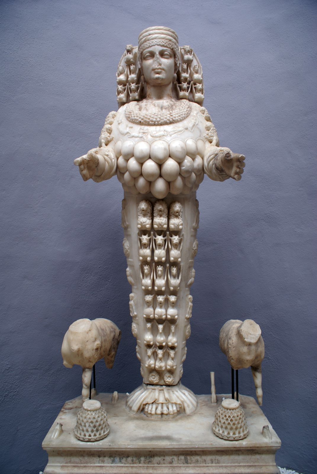 Artemis Of Ephesus | A 2nd Century AD Statue Of Artemis Of E… | Flickr