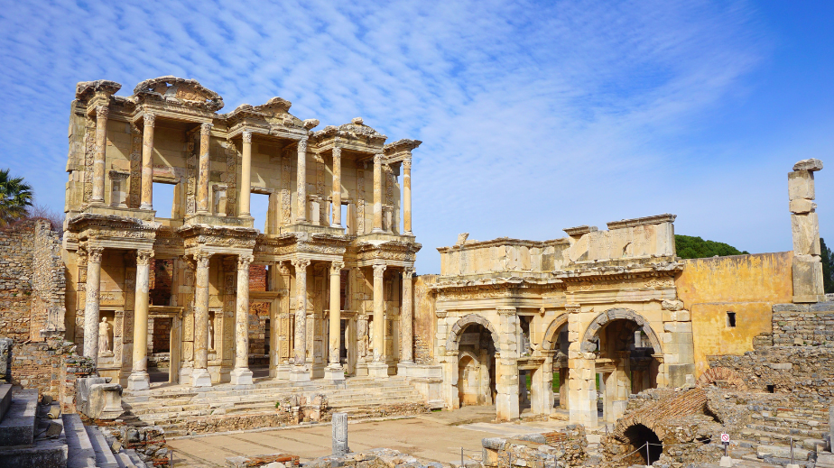 temple of artemis inside