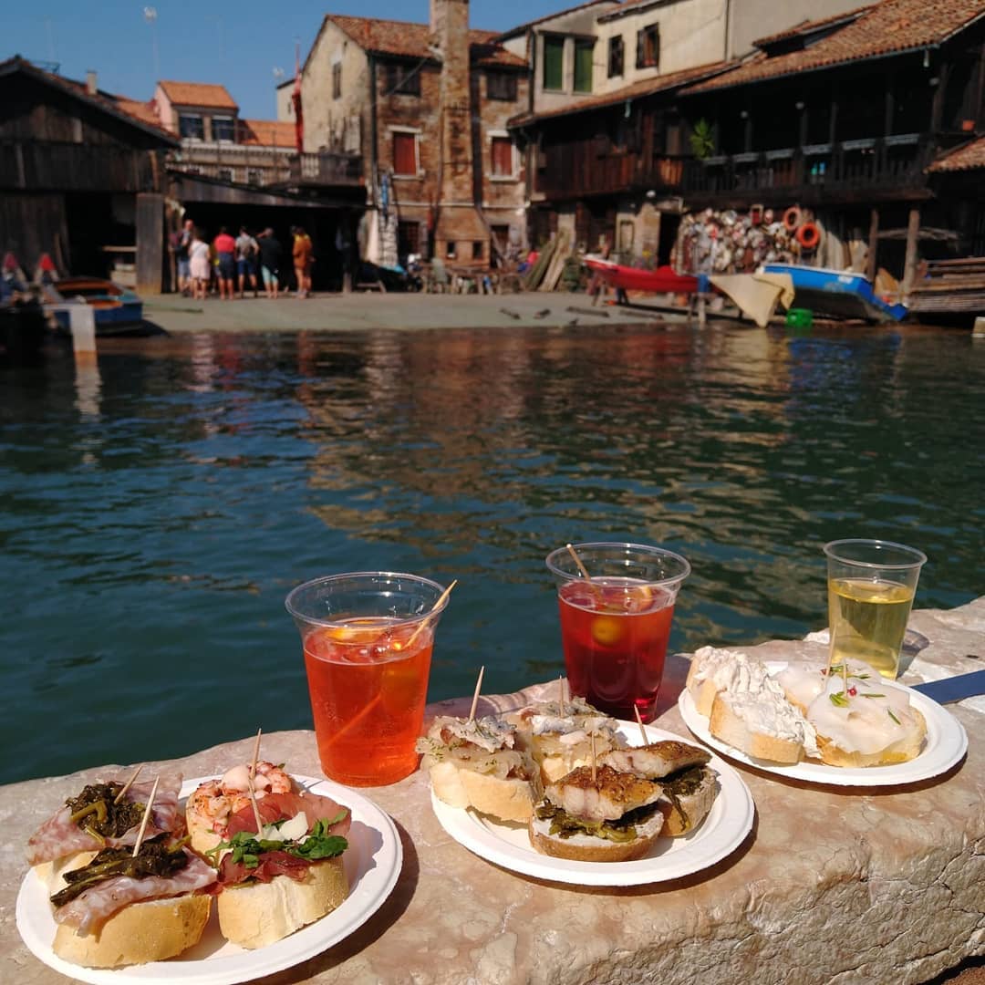 Aperitivo-in-venice